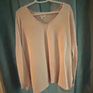 Only size large aWomen's Soft Cream Long Sleeve Top- new or like new